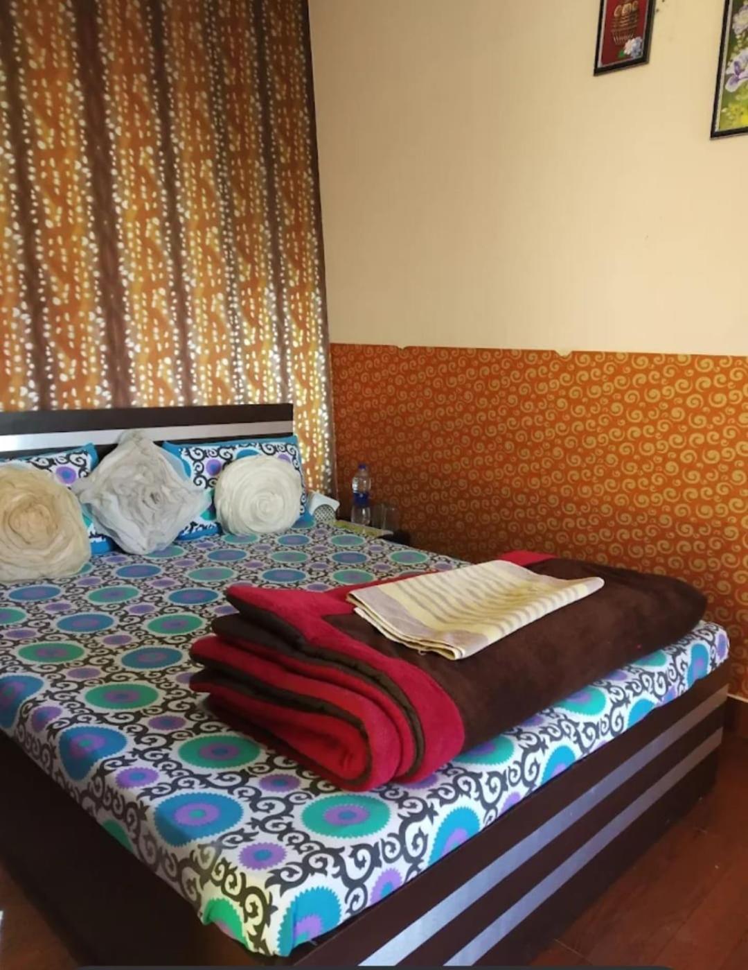 Joshi Holiday Home Stay Lansdowne Ngoại thất bức ảnh