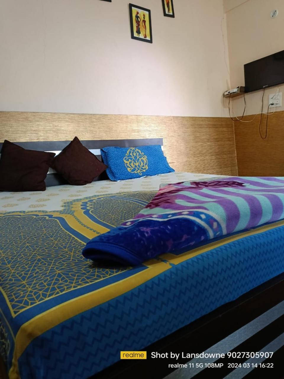 Joshi Holiday Home Stay Lansdowne Ngoại thất bức ảnh
