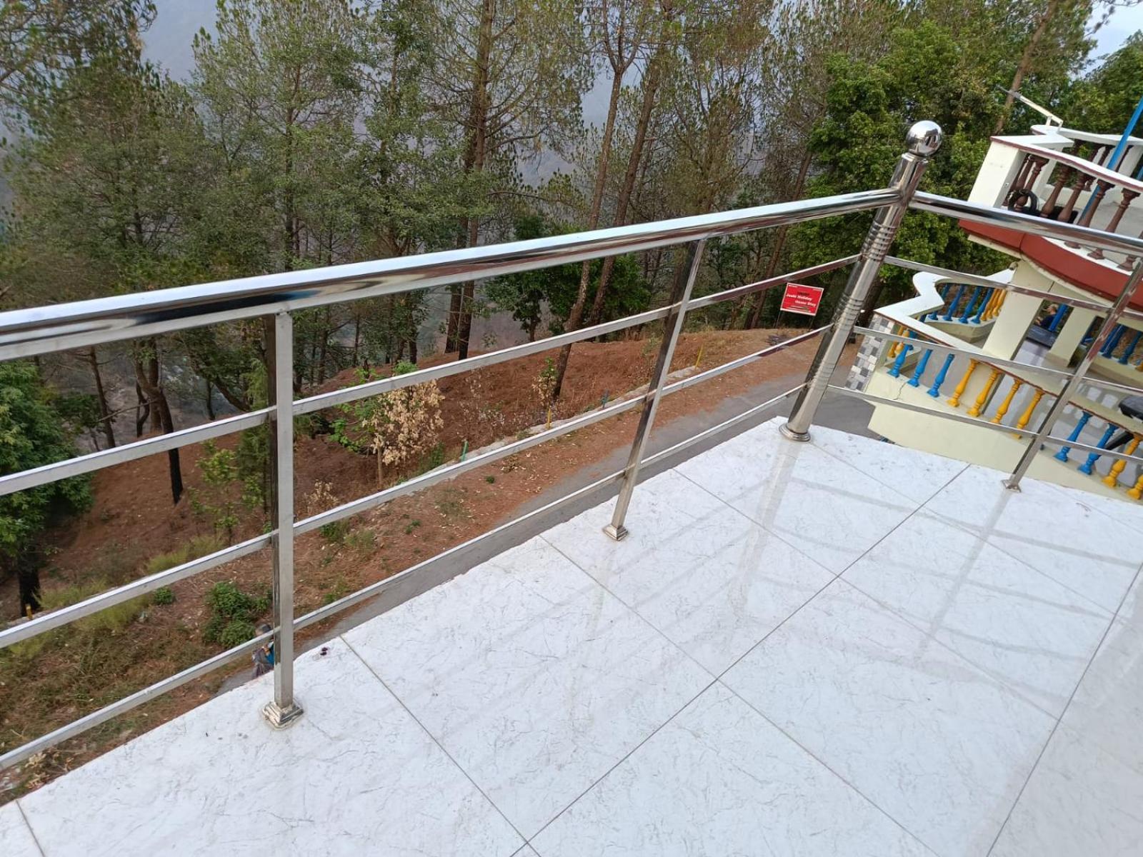 Joshi Holiday Home Stay Lansdowne Ngoại thất bức ảnh